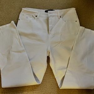 Gloria Vanderbilt white jeans